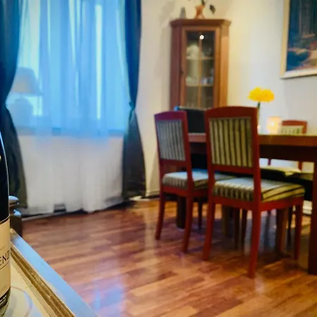 Kamienica Monciak アパート